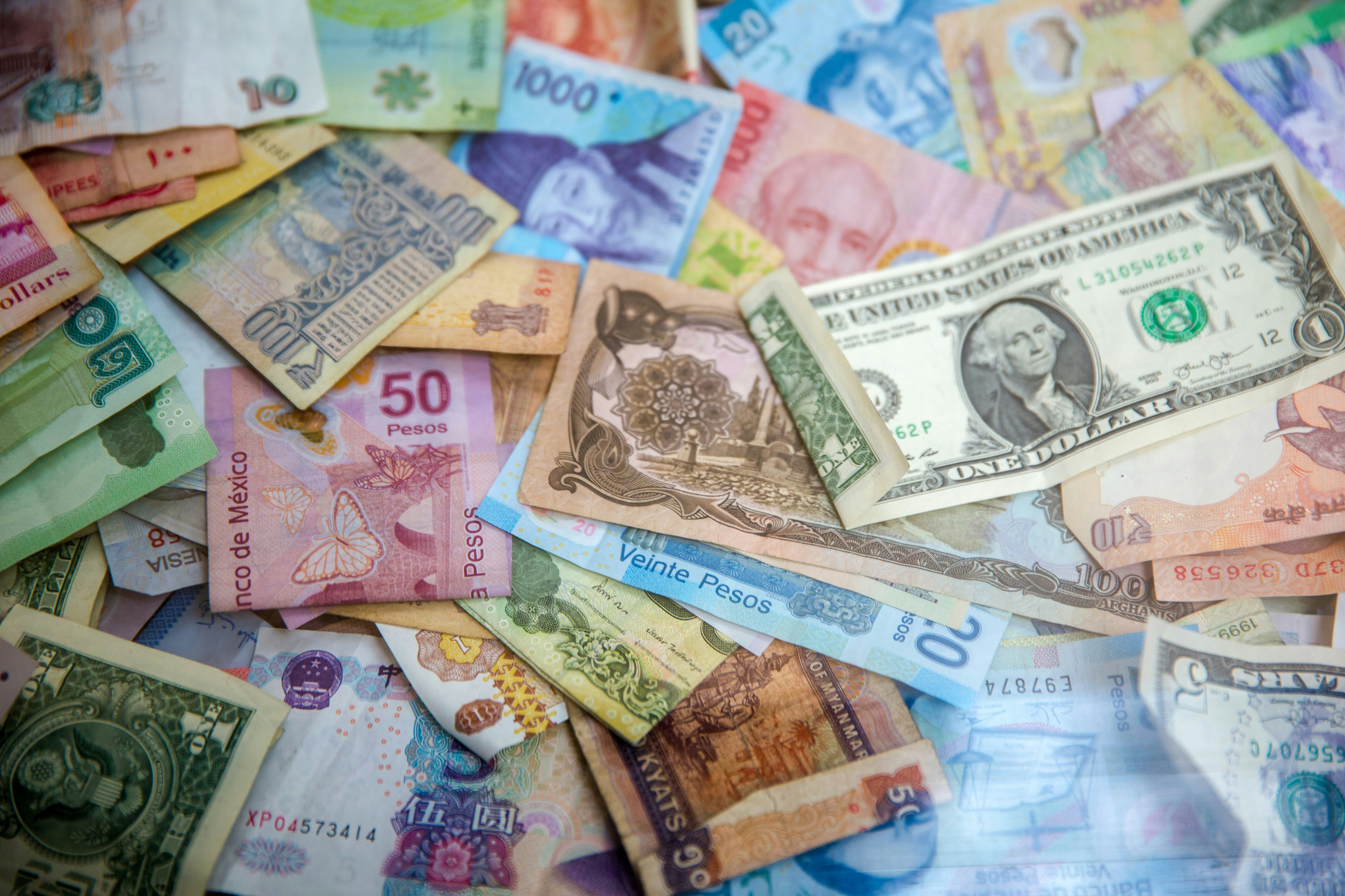Billetes relacionados con el tipo de cambio peso dólar